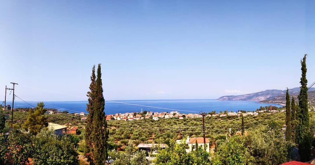 Papanestoras Apartments Kardamyli Exterior foto