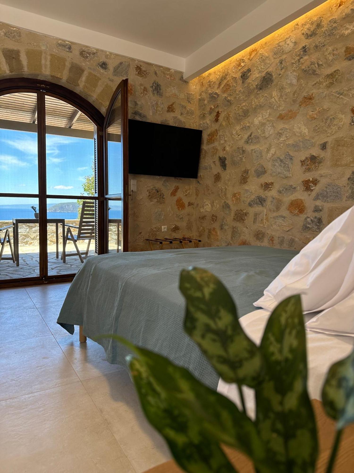 Papanestoras Apartments Kardamyli Exterior foto