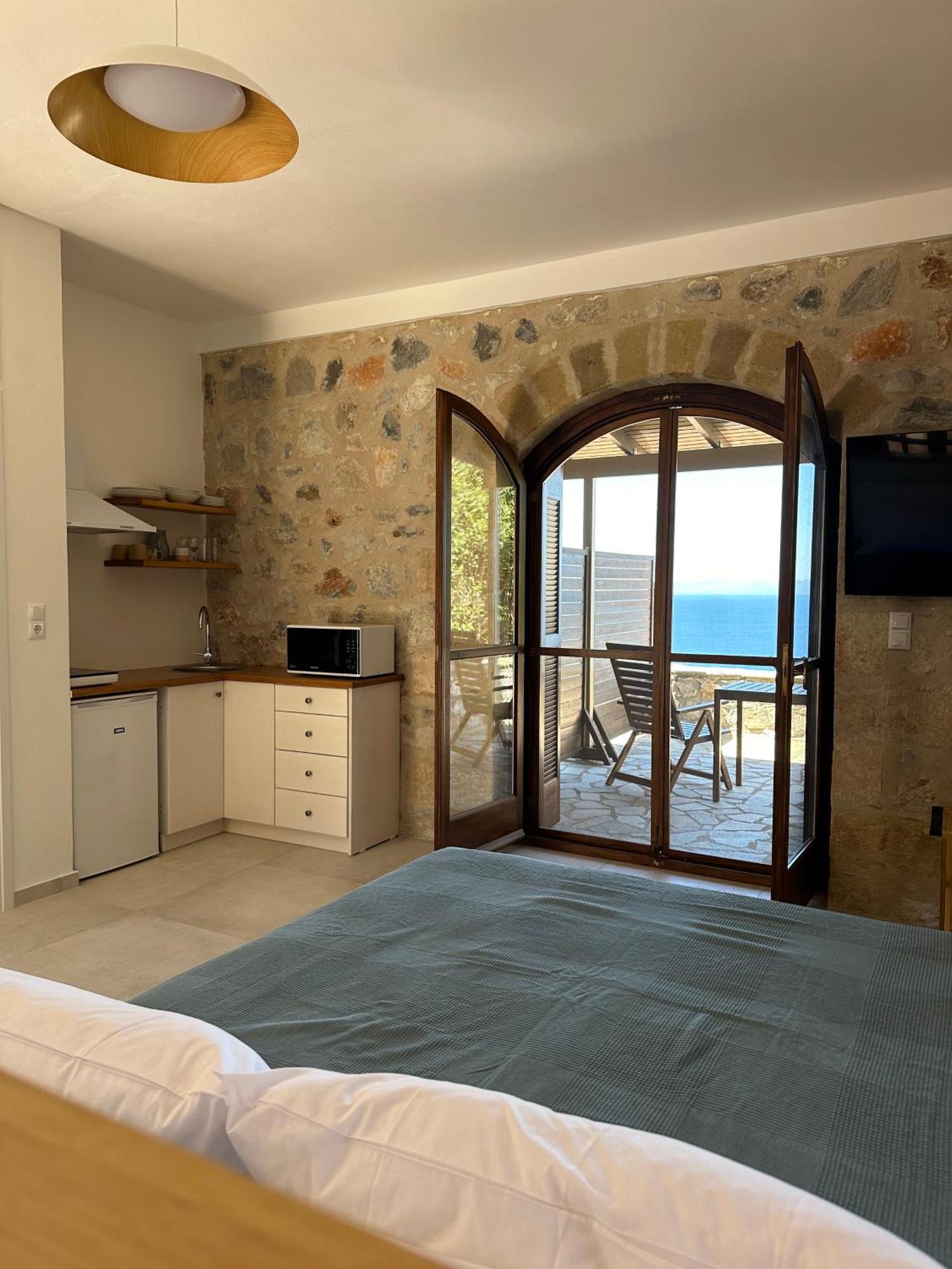 Papanestoras Apartments Kardamyli Exterior foto