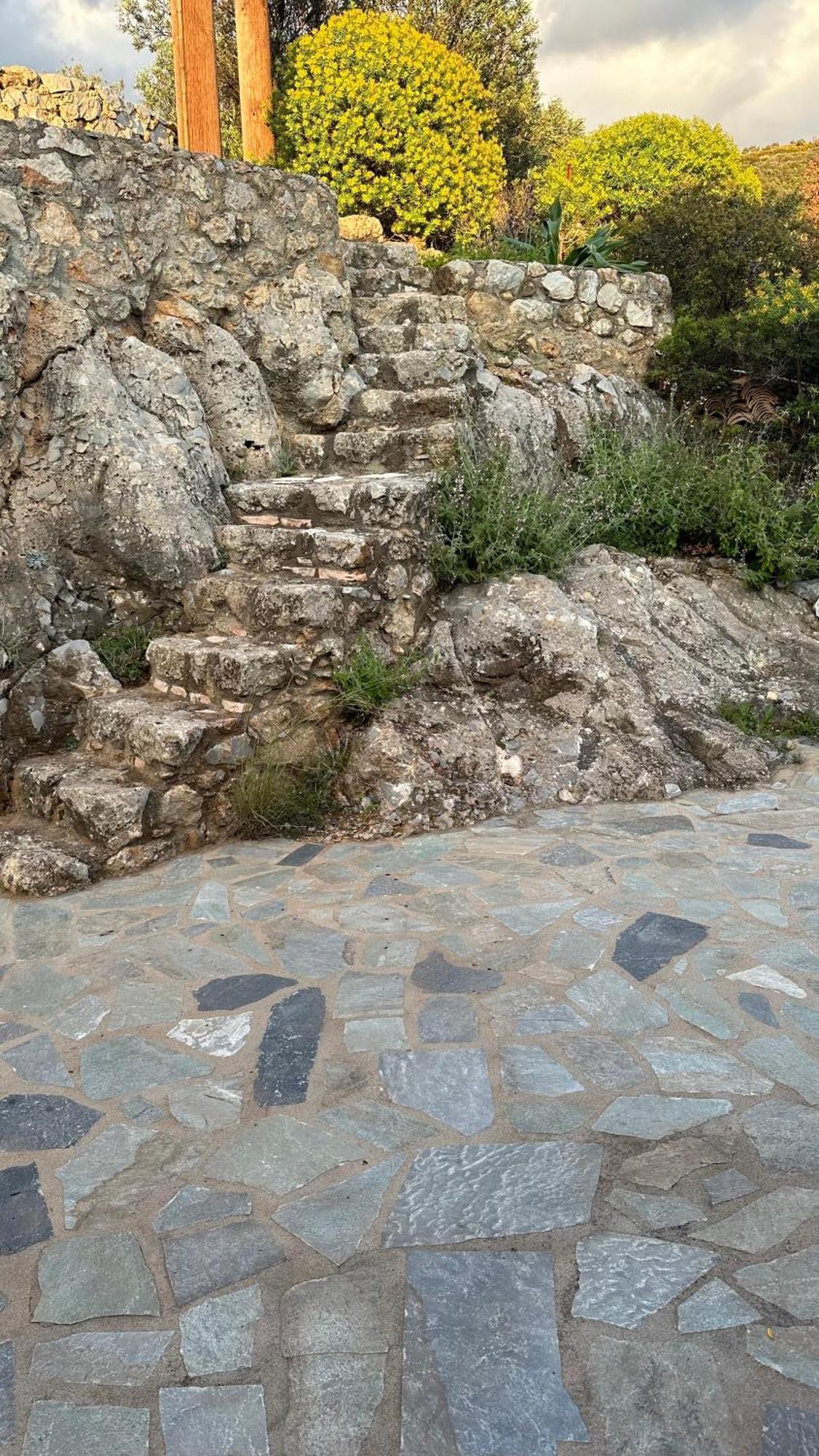 Papanestoras Apartments Kardamyli Exterior foto